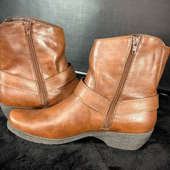 A2 by Aerosoles Brown Ankle Boots - Picture 10 of 12